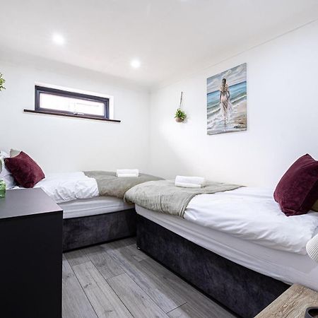 7 Guests - 4 Bedroom - Free Wi-Fi - كيترينج المظهر الخارجي الصورة