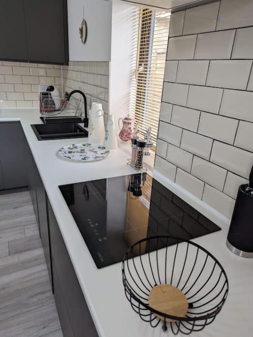 7 Guests - 4 Bedroom - Free Wi-Fi - كيترينج المظهر الخارجي الصورة
