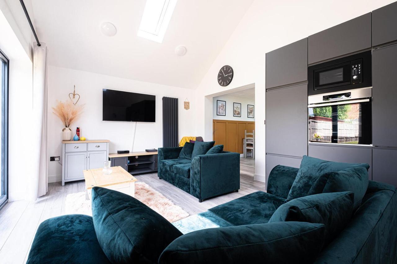 7 Guests - 4 Bedroom - Free Wi-Fi - كيترينج المظهر الخارجي الصورة