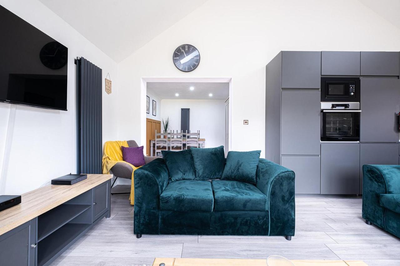 7 Guests - 4 Bedroom - Free Wi-Fi - كيترينج المظهر الخارجي الصورة